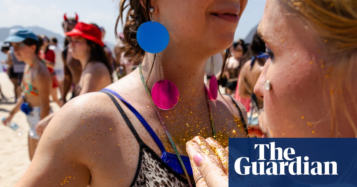 ‘There has to be glitter’: can the Rio carnival give up its love of beach-polluting microplastics? | Oceans