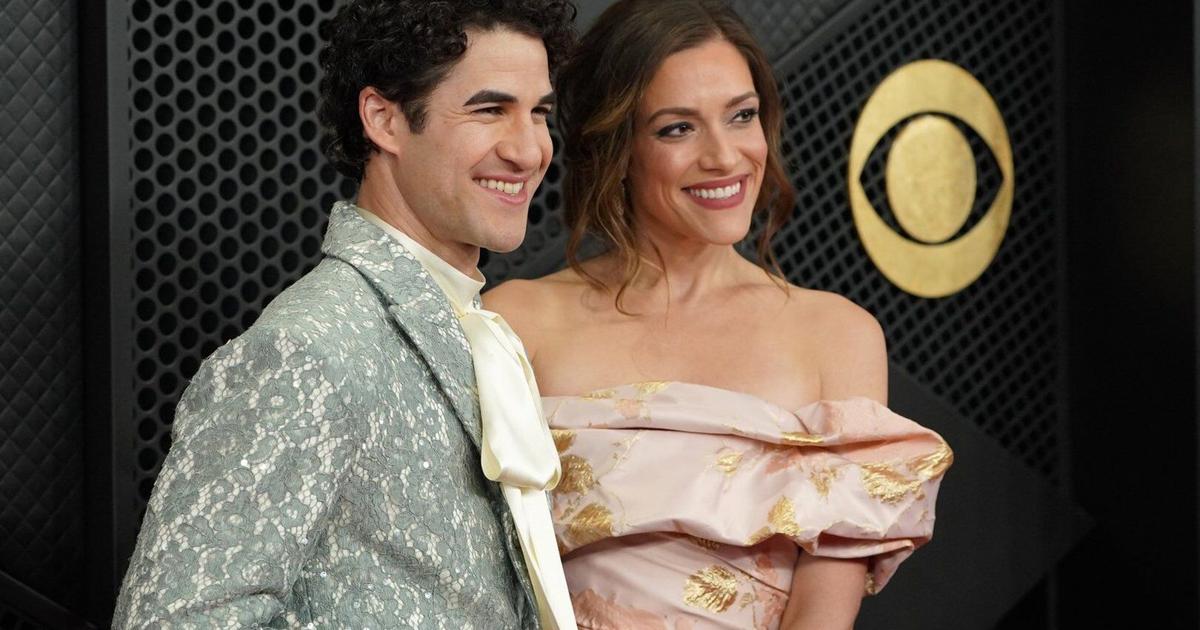 FKA twigs, Addison Rae and others embrace playful, daring fashion on Grammys red carpet - Toronto Star