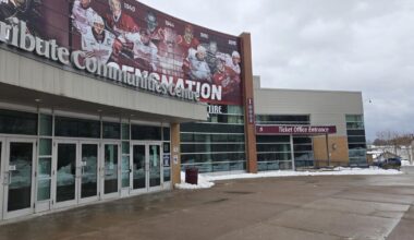 Oshawa Generals fans are being asked to shower before the next puck drop. Here’s why - DurhamRegion.com