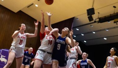 Women's basketball overpowers Ottawa in round one of playoffs | Sports