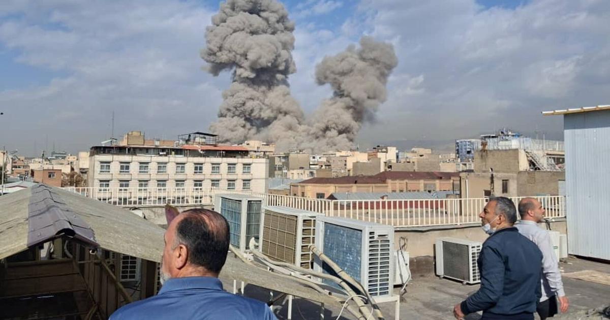 U.S. and Israel launch a major attack on Iran. Trump urges Iranians to 'take over'