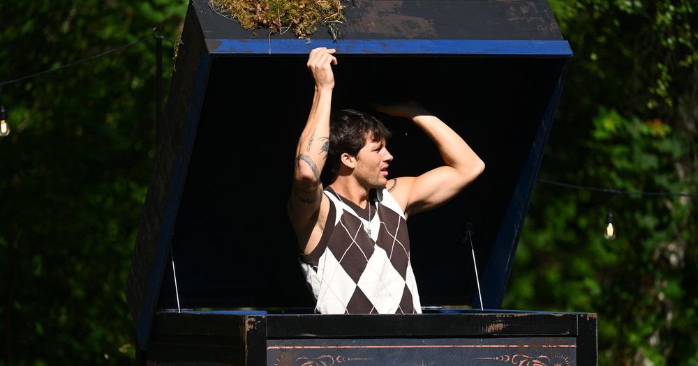 The New Duo ‘Think Outside The Box’