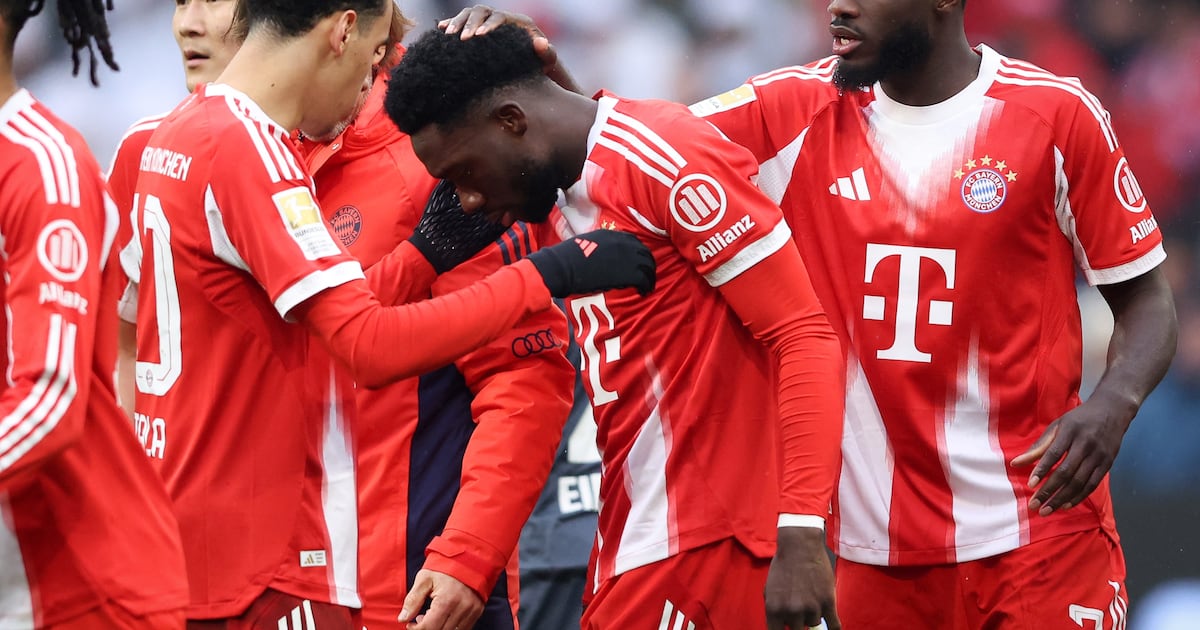 Canada Soccer says it's in close contact with Bayern about Alphonso Davies' injury