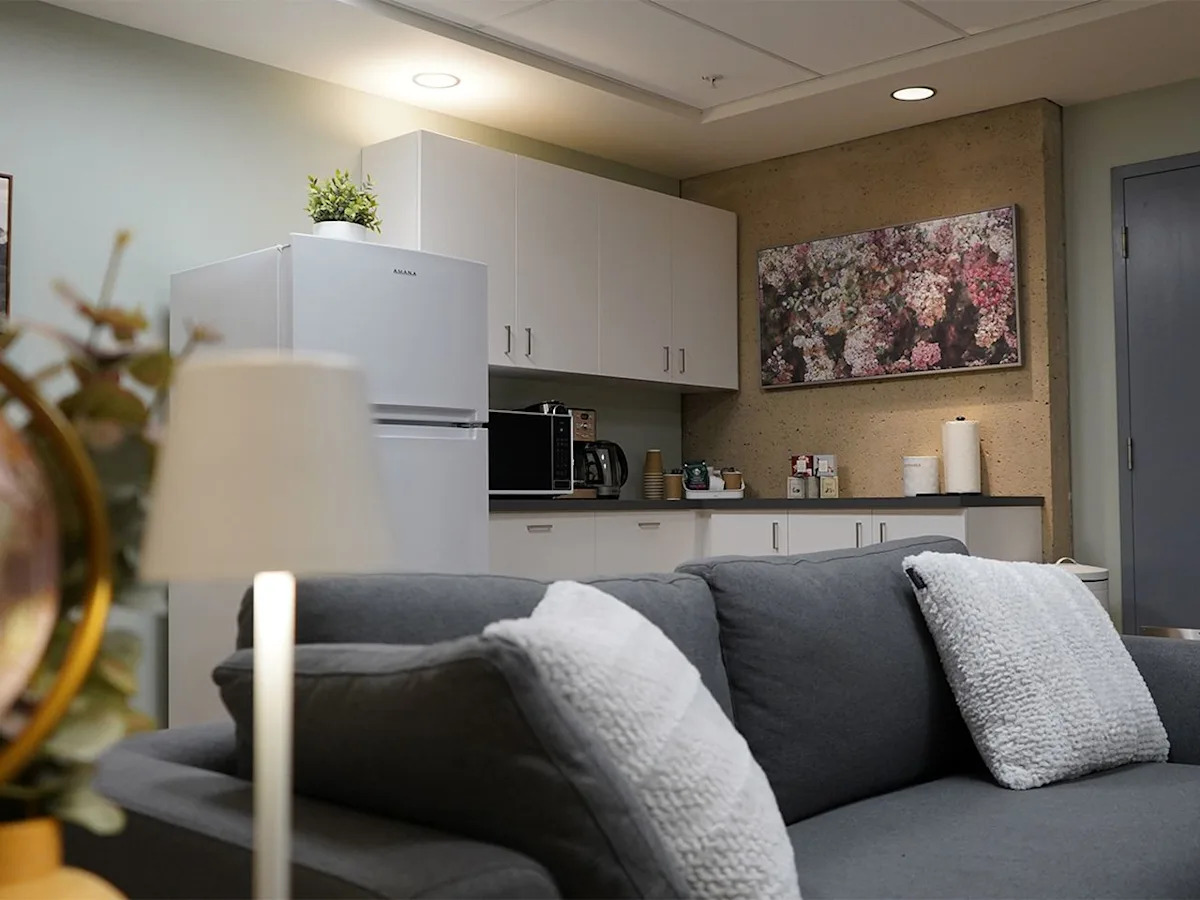 Human trafficking foe Paul Brandt condemns Epstein file unaccountability, praises Calgary airport victims' refuge