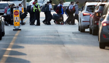 Two children hospitalized after being hit by car in Montreal West