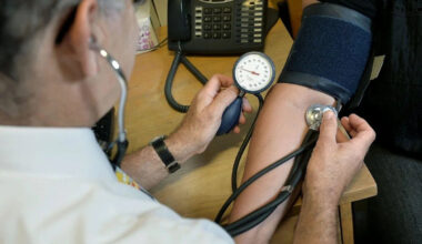 People in Guernsey urged to get heart health check