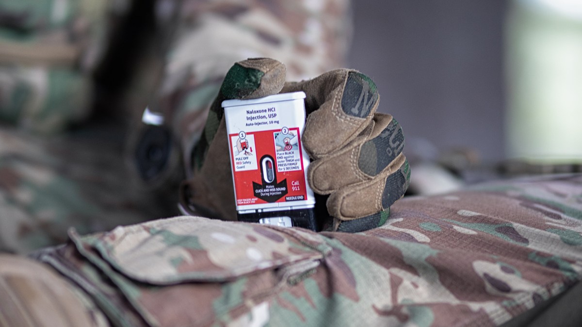 Vets could get overdose meds without prescription under new bill