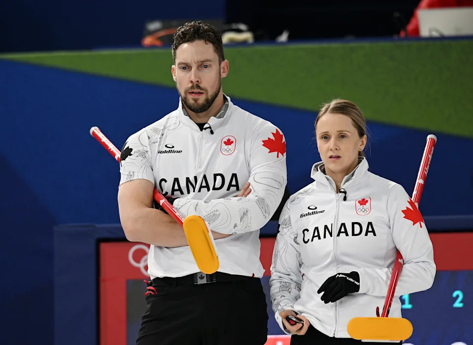 Milano Cortina 2026 Olympics - Curling - Mixed Doubles Round Robin Session 13 - Switzerland vs Canada - Cortina Curling Olympic Stadium, Cortina d'Ampezzo, Italy - February 09, 2026. Jocelyn Peterman of Canada and Brett Gallant of Canada look on during their match against Yannick Schwaller of Switzerland and Briar Schwaller-Huerlimann of Switzerland REUTERS/Jennifer Lorenzini
