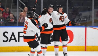 Five-goal third period helps Medicine Hat Tigers upend Edmonton Oil Kings 10-6