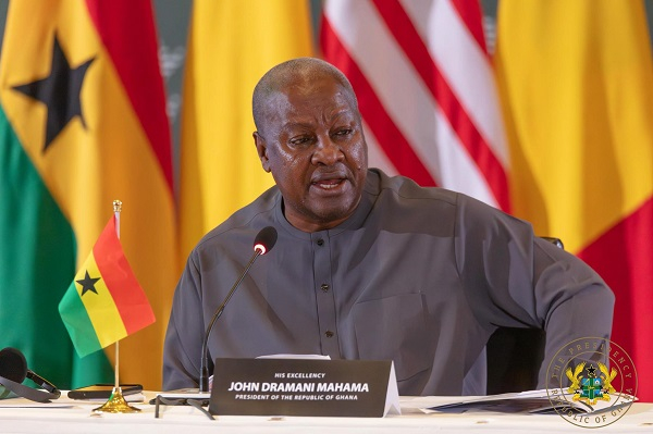 President Mahama convenes emergency Cabinet meeting over cocoa sector crisis