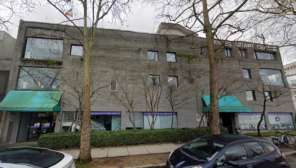 896 West 8th Avenue 2412 Laurel Street Vancouver hotel