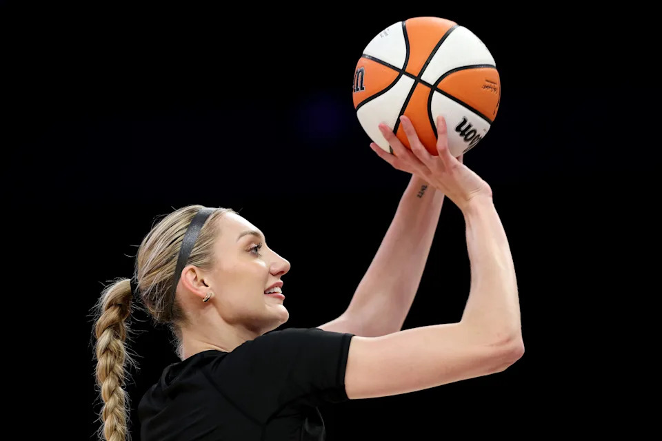 Cameron Brink of the Los Angeles Sparks warms up before the game against the Las Vegas Aces.
