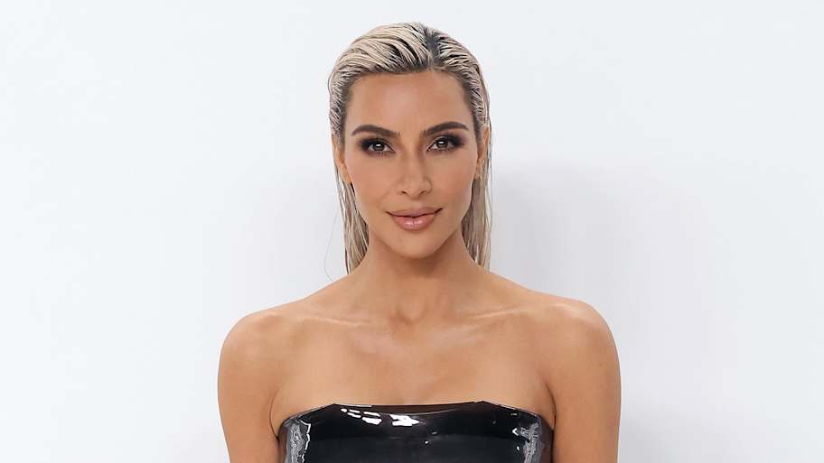 Fans Are Begging Kim Kardashian to Bring Honey Blonde Hair Back Following New Selfie