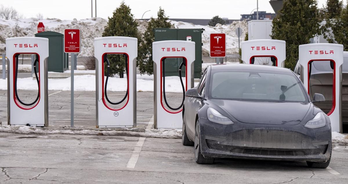 Ottawa incentivizes electric vehicle purchases; Nova Scotia makes them more expensive