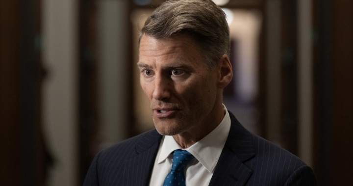 Ottawa wants to get banks, pension funds involved in affordable housing: minister