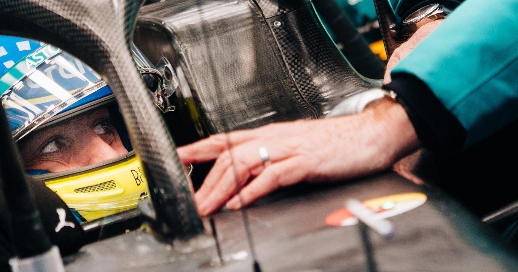 Aston Martin 'on another level' as Lewis Hamilton drops major Ferrari hint – RacingNews365 Review