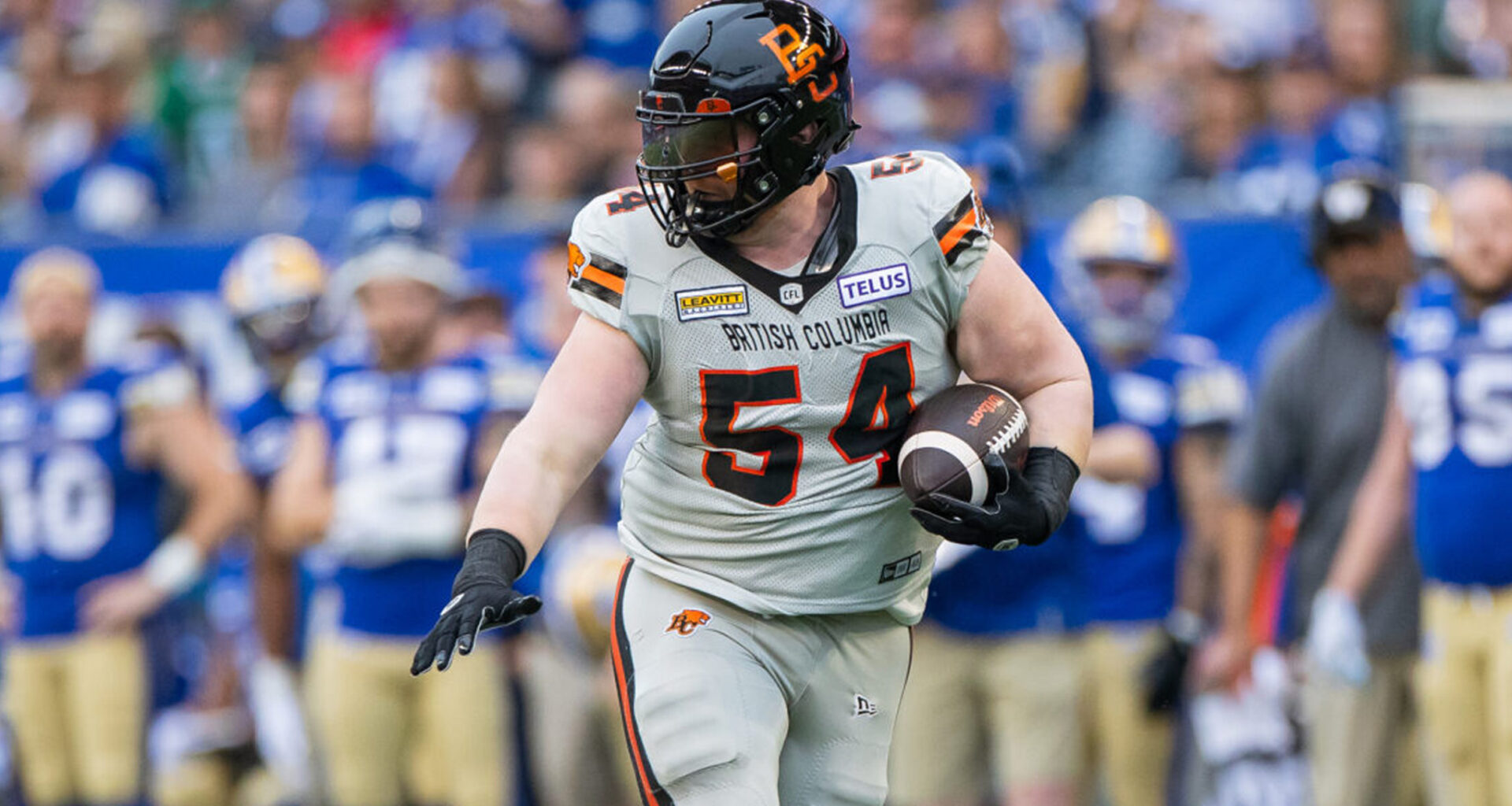 Lions sign offensive lineman Andrew Peirson to one-year extension