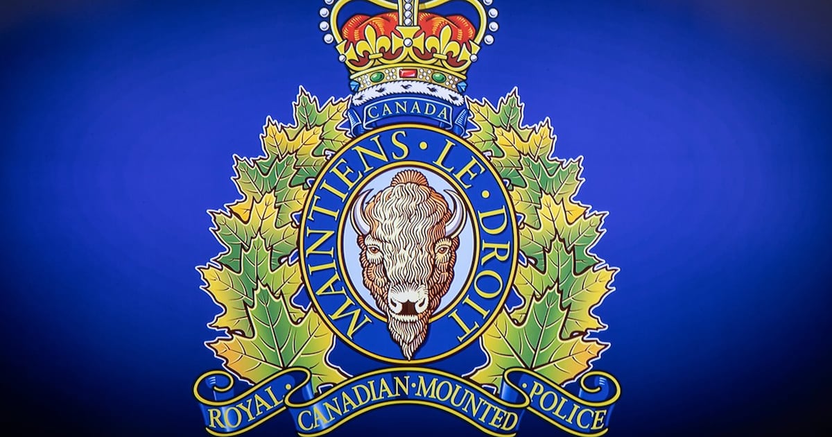 Alberta junior hockey team says three players dead in vehicle crash