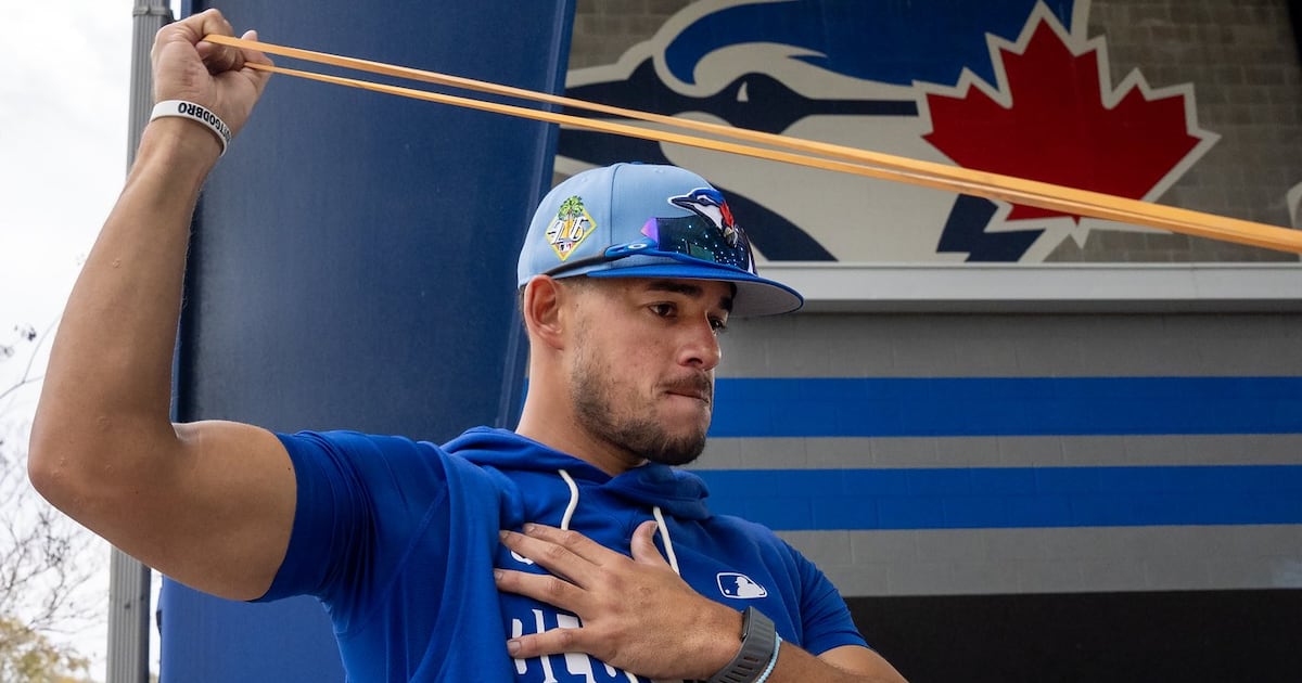 Jose Berrios apologies for absence during Toronto Blue Jays' post-season run