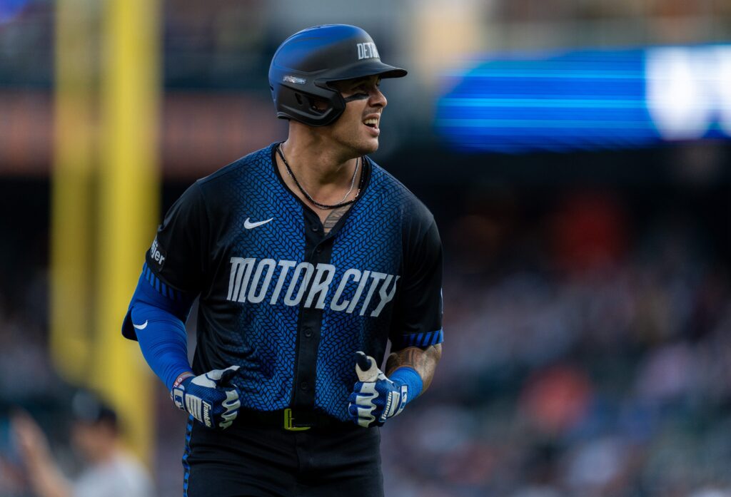 Cardinals Sign Bligh Madris To Minor League Contract