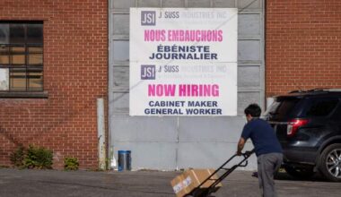 These are the Canadians with ‘consistent low income,’ new data shows - National