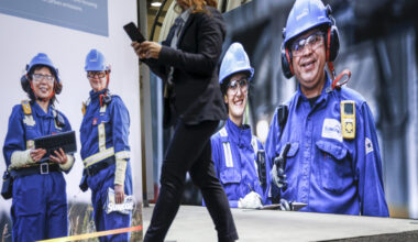 Rising separatism in Alberta and Quebec could put 2 million Canadian jobs at risk