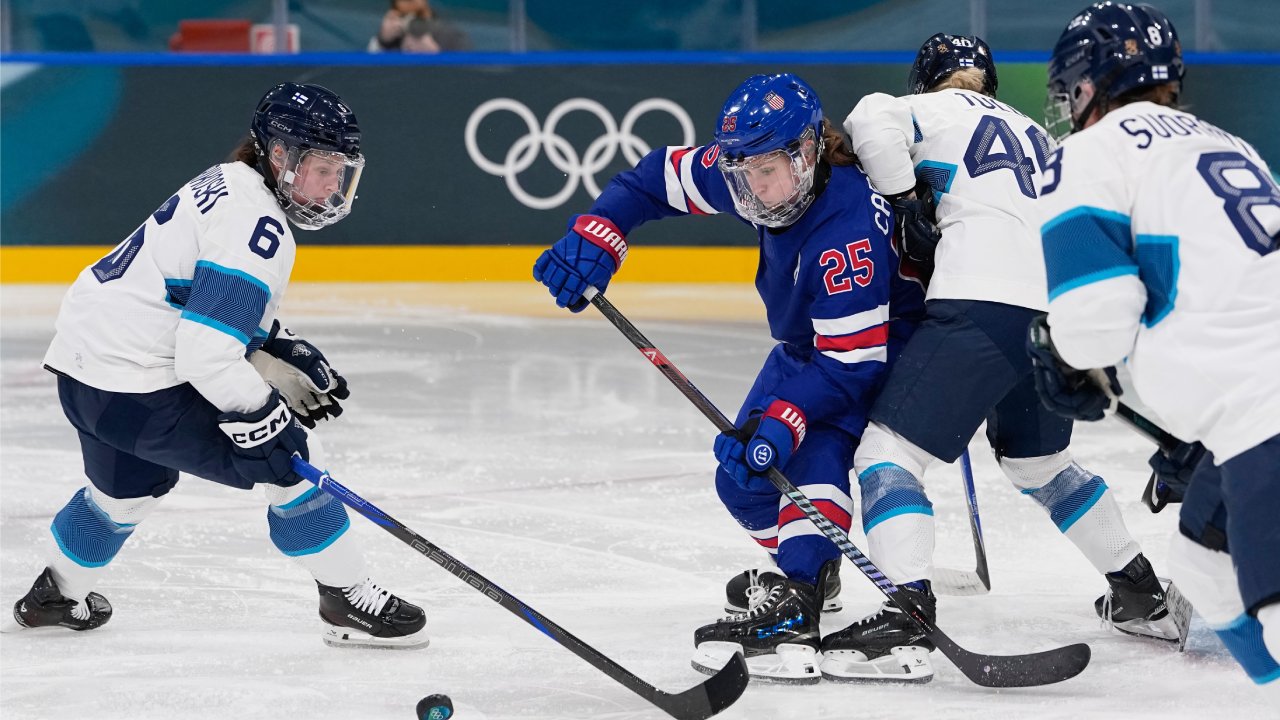 Olympic women's hockey roundup: U.S. stays undefeated with win over Finland