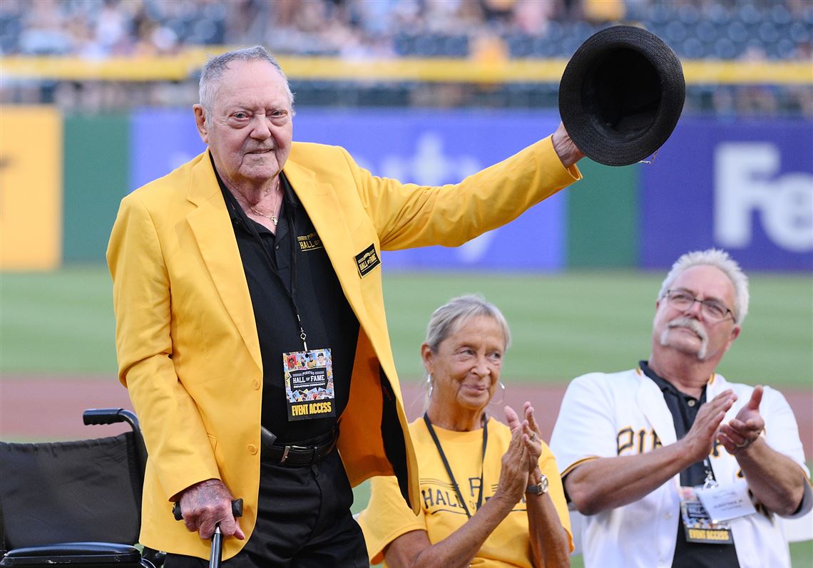 Elroy Face, standout Pirates pitcher and a baseball trailblazer, dies at 97