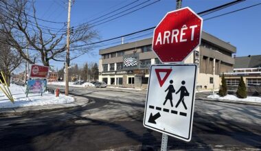 Montreal West parents renew calls for crossing guard at intersection after latest collision involving children