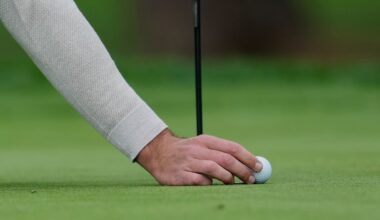 Golfers live longer, and not because they have more money