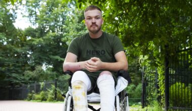 Calgary man recovering in Ukraine sees no end to war