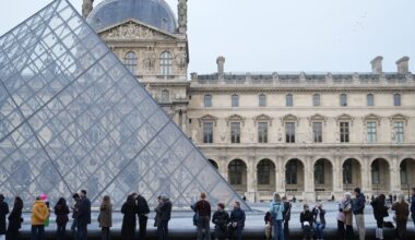 Police in France detain 9 people in suspected massive Louvre ticket fraud scheme - CTV News