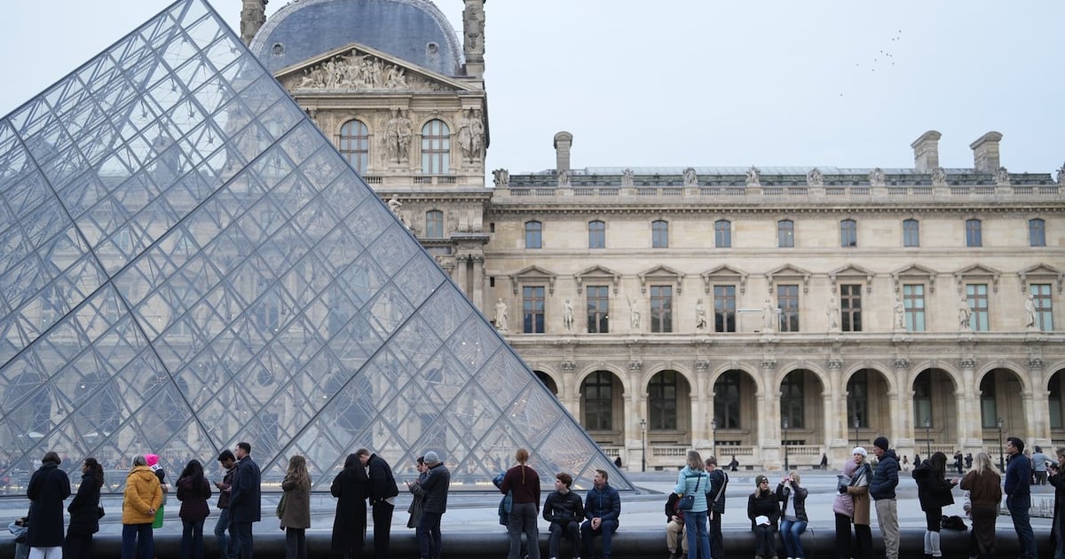 Police in France detain 9 people in suspected massive Louvre ticket fraud scheme - CTV News