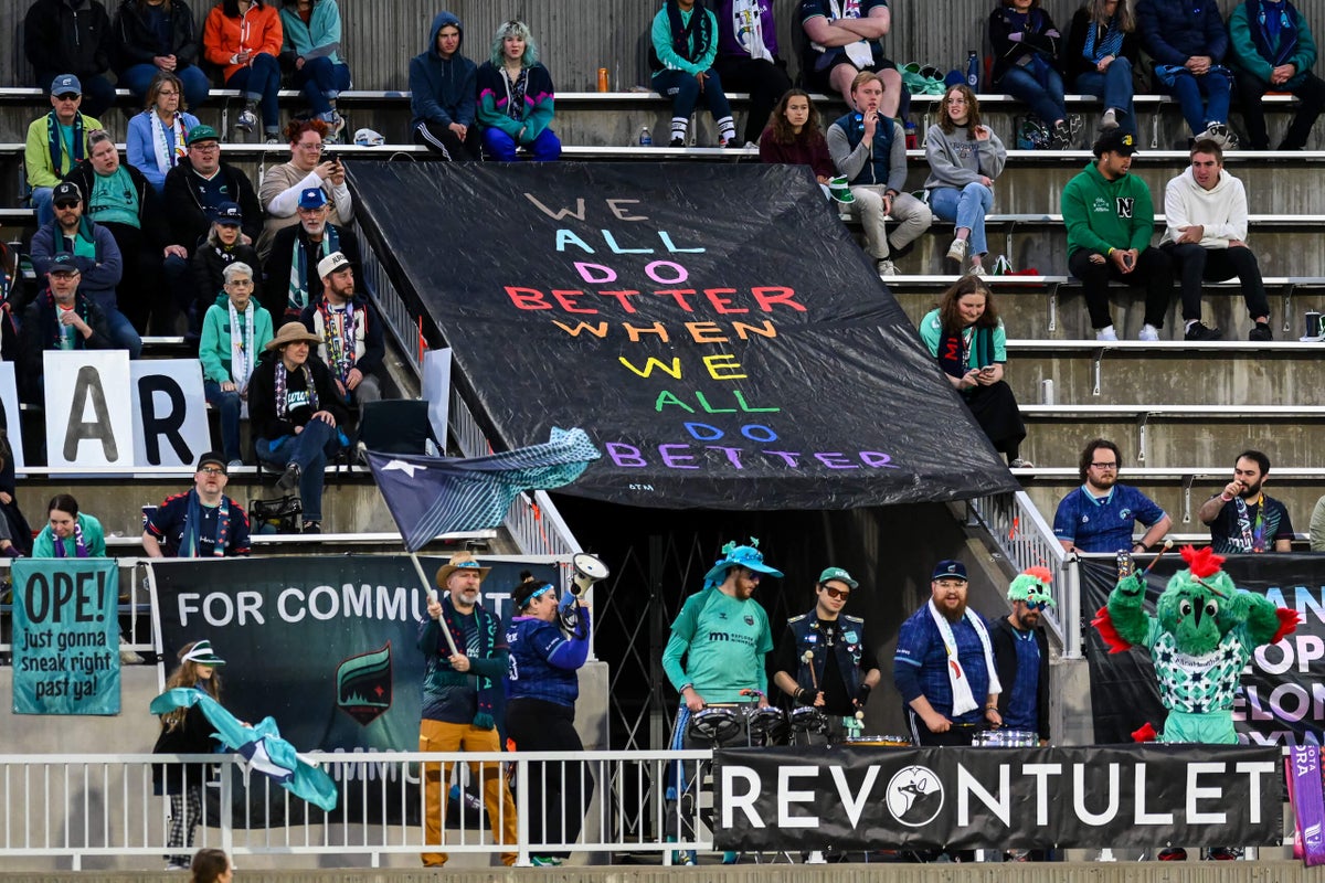 Minnesota women’s soccer team takes strong stance against ICE: ‘It’s very real and very scary’