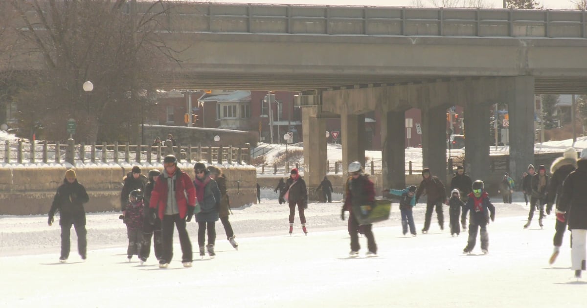 Heavy snow expected in Ottawa Tuesday, special weather statement in effect - CTV News