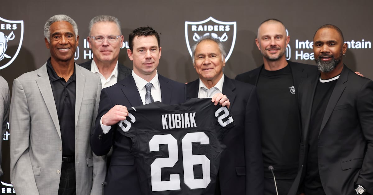 Las Vegas Raiders introduce new coach Klint Kubiak with a nod to their storied past