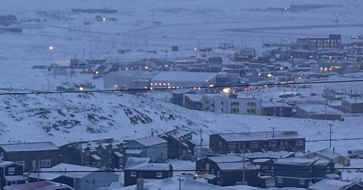 Lights out in Iqaluit after power equipment fails