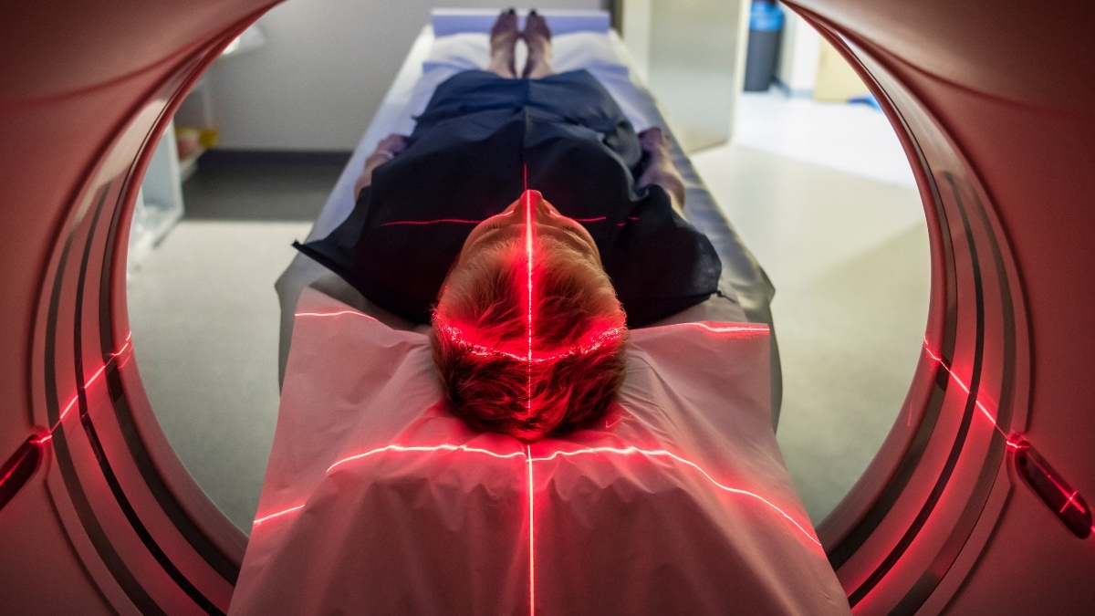 There's a Critical Thing You Can Do to Keep Alzheimer's Symptoms at Bay : ScienceAlert