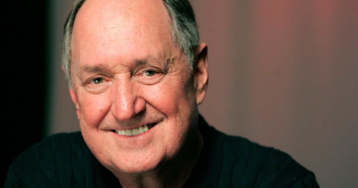 Neil Sedaka, the singer-songwriter behind dozens of hits of the ’60s and ’70s, dies at age 86 - CTV News