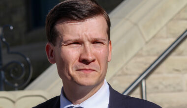 Mayor Farkas says Calgary needs to be more welcoming to immigrants, not less