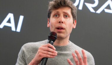 Scott Galloway predicts OpenAI could pull its IPO amid AI ‘vibe shift’