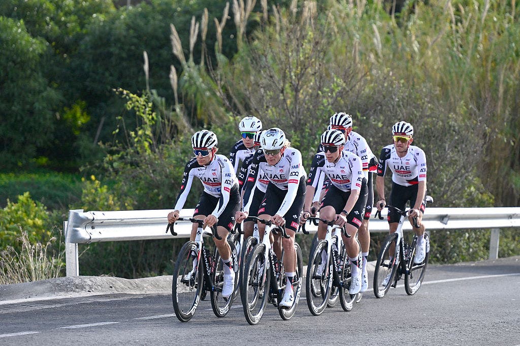 Pogačar and his UAE teammates follow a high Z2 training philosophy.
