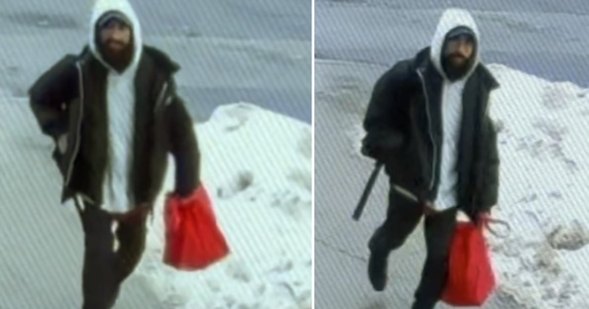 Suspect sought after pepper spray assault downtown Toronto