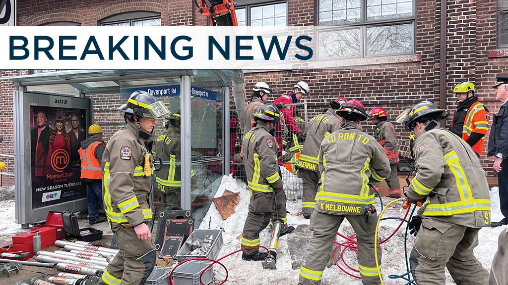 BREAKING: Toronto police report worker trapped after wall collapse