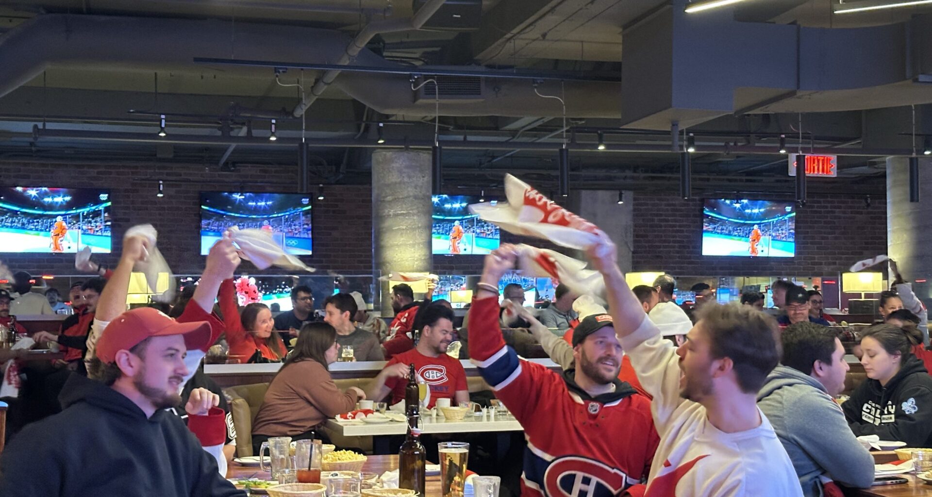 Montrealers up early to support Canada in Olympic gold medal showdown, U.S. leads 1-0