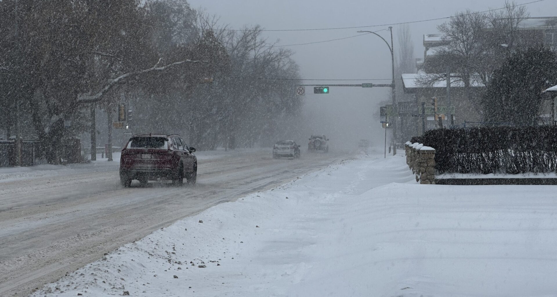 Heavy snowfall, cold on the way for Edmonton; city activates extreme weather response