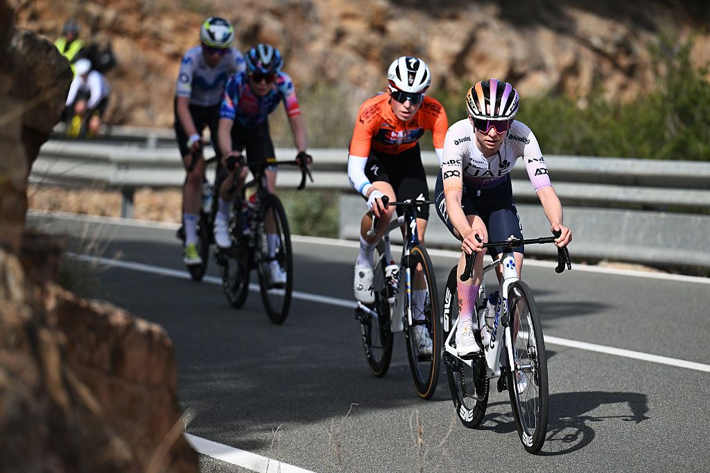 VALENCIA, SPAIN - FEBRUARY 15: (L-R) Demi Vollering of Netherlands and Team FDJ United - SUEZ - Orange Leader Jersey and Maeva Squiban of France and UAE Team ADQ compete in the breakaway during the 10th Setmana Ciclista - Volta Femenina de la Comunitat Valenciana 2026, Stage 4 a 117km stage from Sagunt to Valencia on February 15, 2026 in Valencia, Spain. (Photo by Szymon Gruchalski/Getty Images)