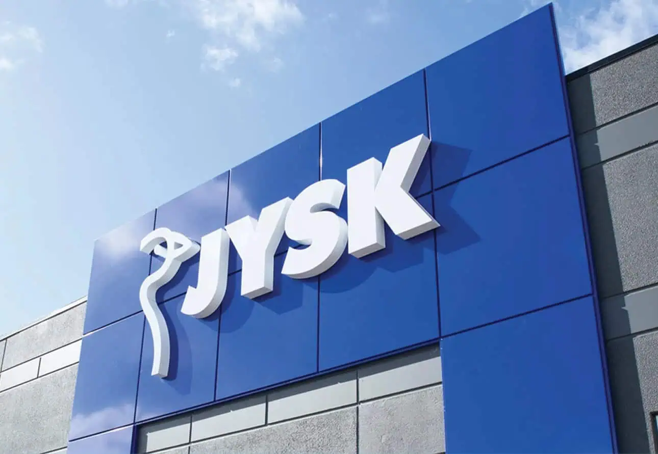 Store-wide sale on furniture and home goods ahead of store closure in Brampton