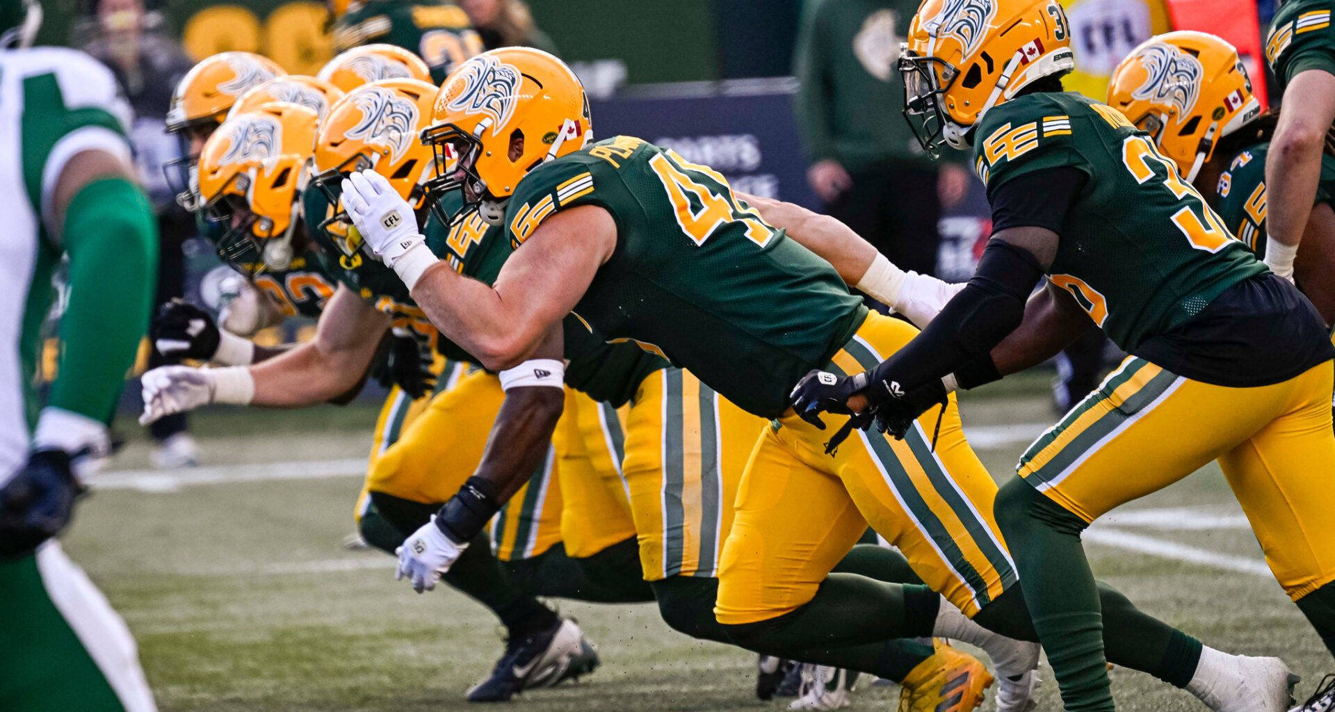 Elks extend National fullback Jacob Plamondon