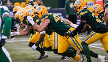 Elks extend National fullback Jacob Plamondon